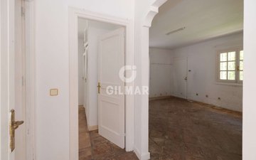 Property slide 40