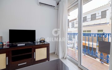 Property slide 18