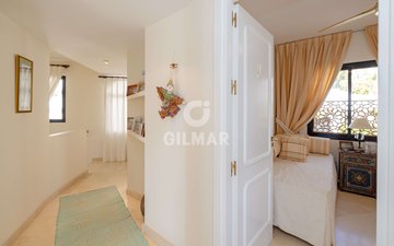 Property slide 21