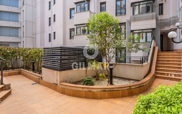 Property slide 31