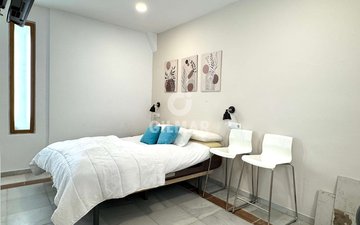 Property slide 32