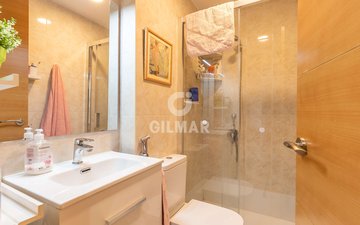Property slide 16