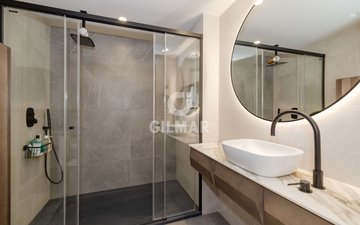 Property slide 18