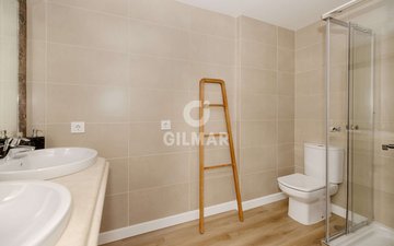 Property slide 48