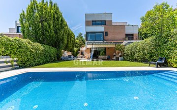 Property slide 4