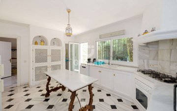 Property slide 23