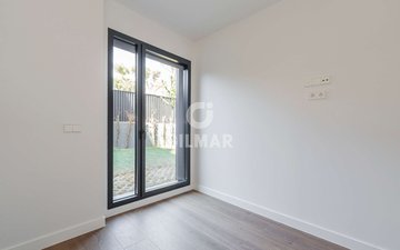 Property slide 14