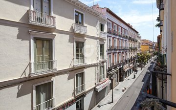 Property slide 18