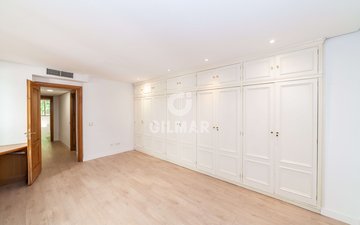 Property slide 28