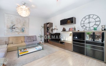 Property slide 21