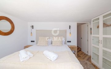 Property slide 35