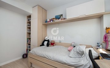 Property slide 10