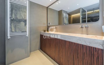 Property slide 31