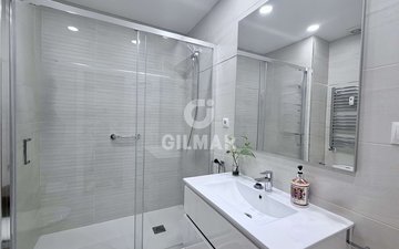 Property slide 40