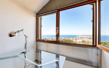 Property slide 24