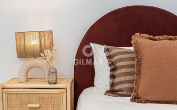 Property slide 32