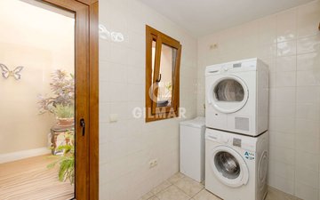 Property slide 22