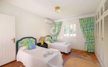 Property slide 39