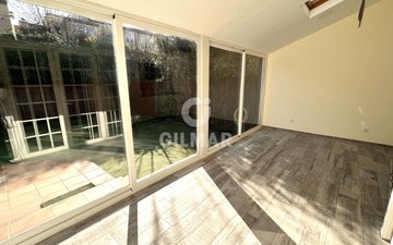 Property slide 15