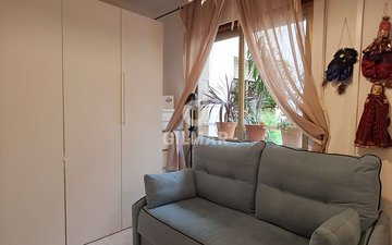 Property slide 28