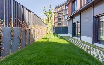Property slide 25