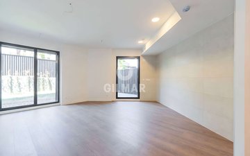Property slide 5