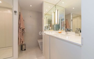 Property slide 25