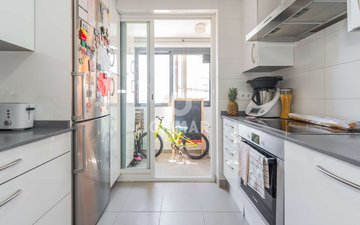 Property slide 30