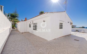 Property slide 43