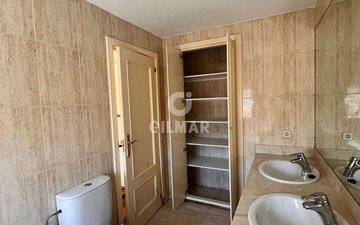 Property slide 10