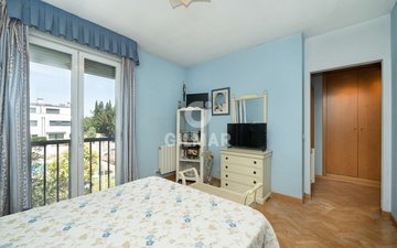 Property slide 21