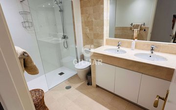 Property slide 20
