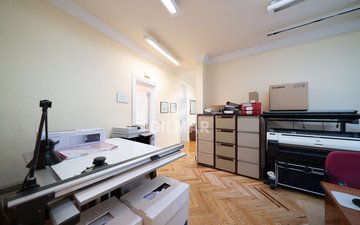 Property slide 35