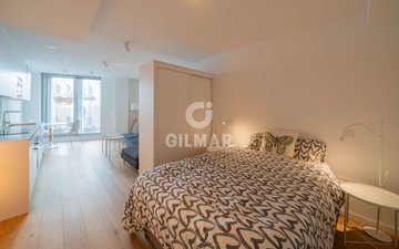 Property slide 15