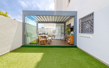 Property slide 19