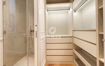 Property slide 25