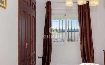 Property slide 21