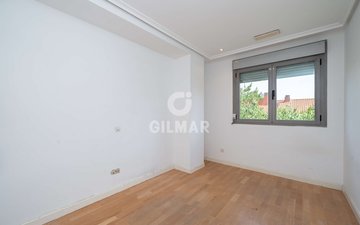 Property slide 21