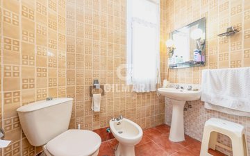 Property slide 18