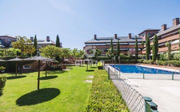 Property slide 25