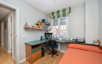 Property slide 10