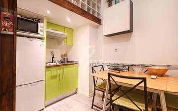 Property slide 10