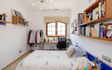 Property slide 49