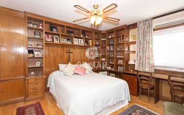 Property slide 10