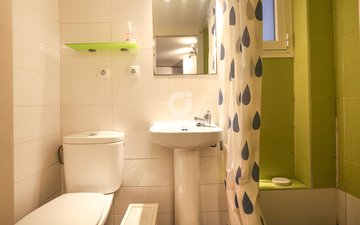 Property slide 18