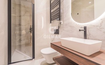 Property slide 18