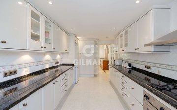 Property slide 10
