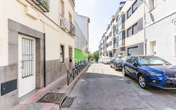 Property slide 33