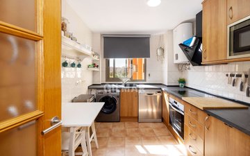 Property slide 21
