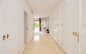 Property slide 20
